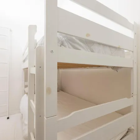 Amaranta - Is Molas Apartmán *